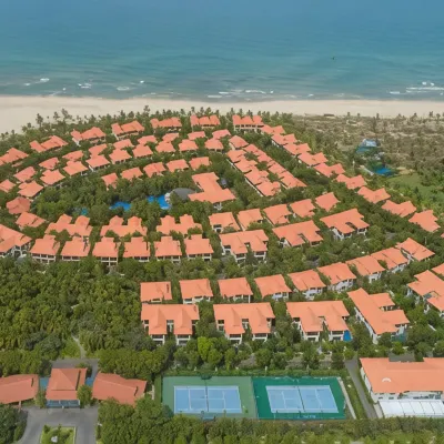 Koaniva Luxury Furama Villa Beach Da Nang Hotel in zona Spiaggia di Bac My An