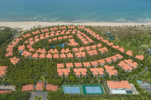 Koaniva Luxury Furama Villa Beach Da Nang - Villas