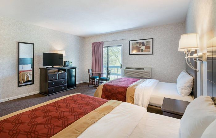 Econo Lodge Lee - Great Barrington