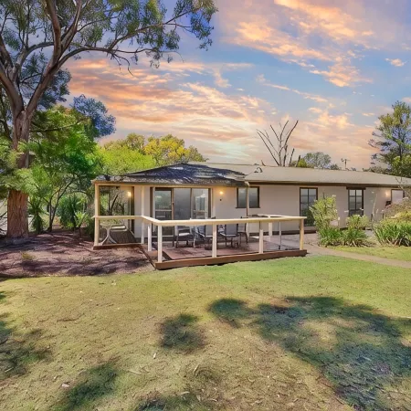 Winbi River Resort Holiday Rentals