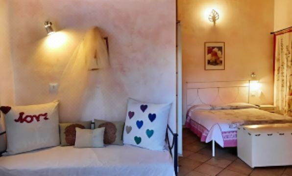 Il Fiorile - Housity