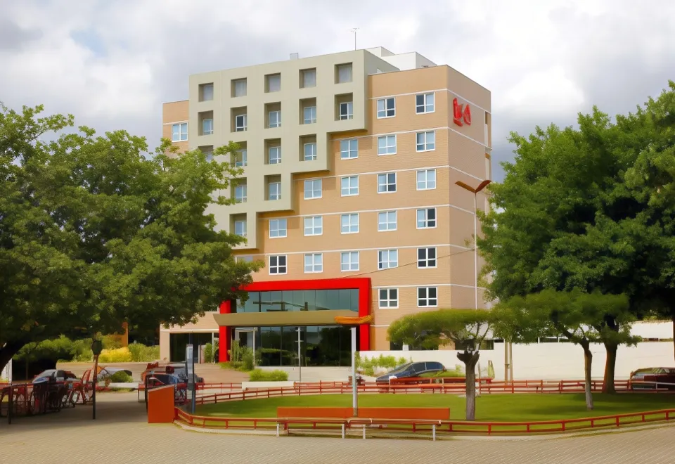 Coelho's Hotel - Housity