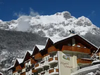 Alpotel Dolomiten Hotels in Molveno