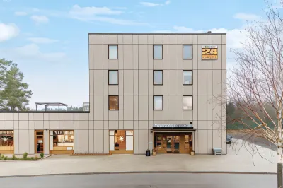 Part-Time Home Täby Hotels near Hövdingaparken