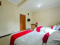 RedDoorz @ Kisaran Kota Hotel di Sei Balai