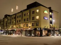 Arctic City Hotel