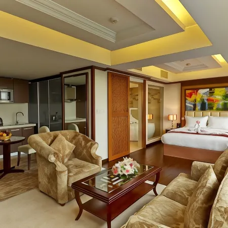 Six Seasons Hotel