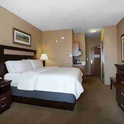 Holiday Inn Laramie Rooms