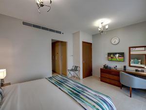 Two Bedroom Apartment Near Banan Beach