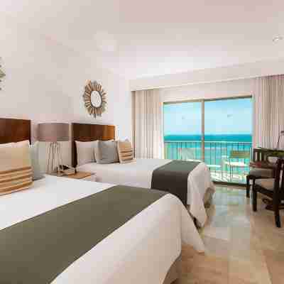 Villa Premiere Boutique Hotel & Romantic Getaway Rooms