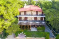 Hotel Chris Hôtels à : Attique de l'Est