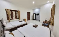 Ndalem Katong Guest House Ponorogo Hotel a Ponorogo