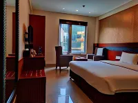 Holy River Hotel Hotels in Garhwāl