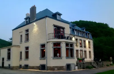 Why Not Renting a Whole Castle for Your holiday ?