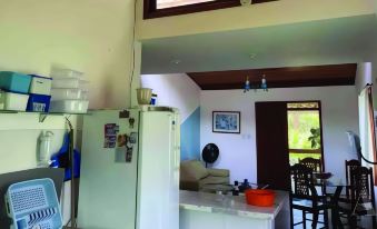 Casa 2 Qts 6 ps Perto da Praia Guarajuba