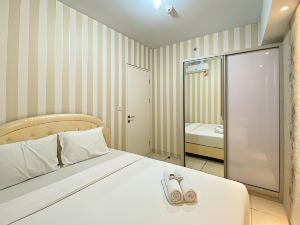 Homey And Comfort 2Br At Springlake Summarecon Bekasi Apartment
