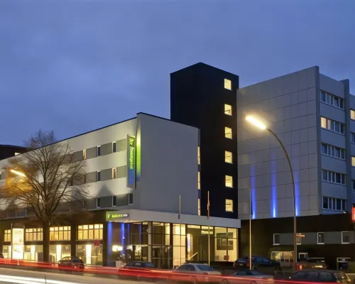 Premier Inn Hamburg City Ost Hotels near Hohenfelde