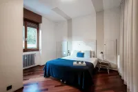 Blue Mood - by Myhomeincomo Hotels in Cernobbio