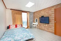 Solbaramsori Pension Hotels in Taean-gun