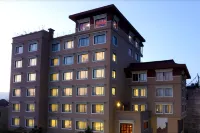 Hotel Shambala