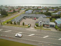 Fitzherbert Court Motel - Parking