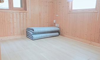 Gapyeong Deoksoline Unshared House Pension