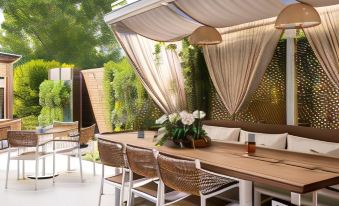 Elle Rooms & Suites