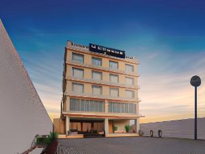 Clubhouse Hotel Morbi