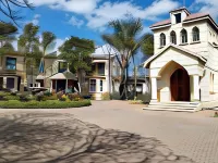 Hole in One Hotels near Discovery Primary School Full Service School