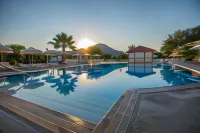 Olive Garden Hotel - Beach