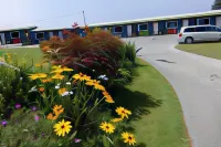Clifty Cove Motel Hotels in Hubbards