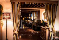 Hotel Enzian Genziana Hotels in Fie