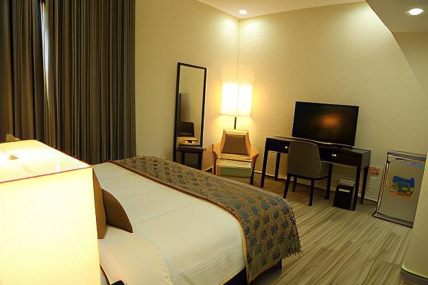 The Uptown Hotel Apartment by Gewan