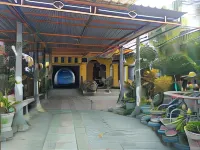 Fifawind Hotel Hotel di Wae Kelambu