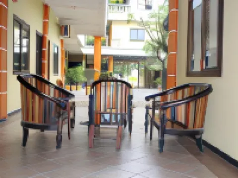 Hotel Ronggolawe Hotels in Cepu