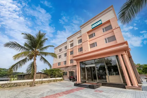 Coastal Grand -    OMR  Chennai Hotels in Navalur