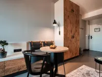 Cloud No7 Lofts Hotels near فَنجِن