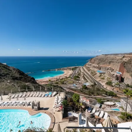 Holiday Club Jardin Amadores