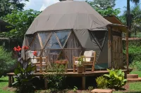 Jinja Backpackers - Bãi đậu xe