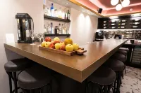 Zamarin Hotel & Spa - ที่มีบาร์