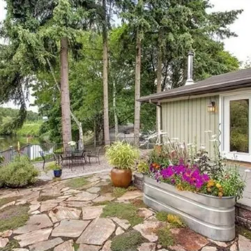 Cozy, Quiet, Bothell River House
