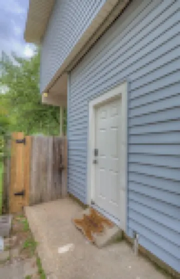 Cute 2B/1Ba Apartment in South Highlands!
