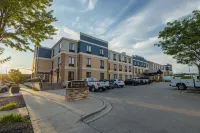 Staybridge Suites MIDDLETON/MADISON-WEST by IHG - Parking