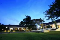The Desiign Hotel Hotels in Amphoe Si Maha Phot