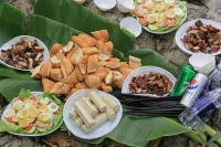 Lak Tented Camp Hotels in Yang Reh
