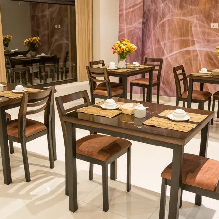 HOTEL URETA
