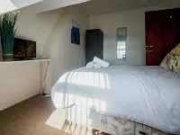 Wood Hus Lodge Very Lovely Specious Room 5