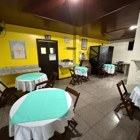 Oasis Chartouni Hotel