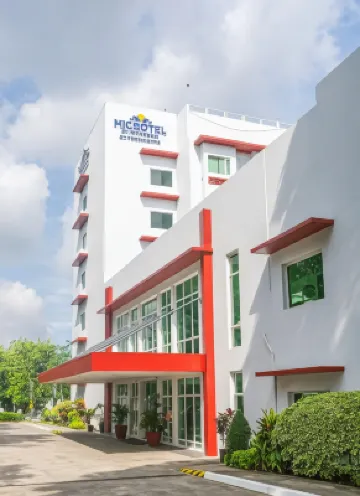 Microtel by Wyndham UP Technohub Hotels near UP Diliman Institute of Civil Engineering (UP-ICE)