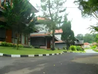 Sari Alam Hot Spring and Resort Hotel - Villas